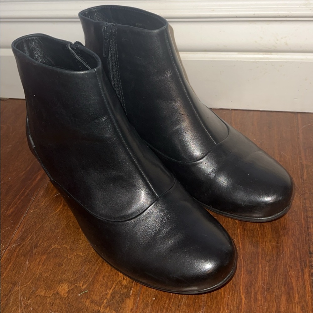 Women’s Ecco shoes